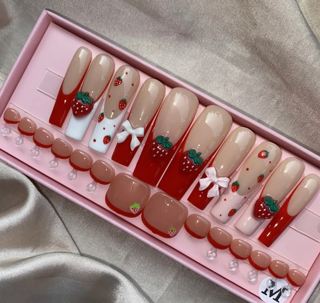 Strawberries Set